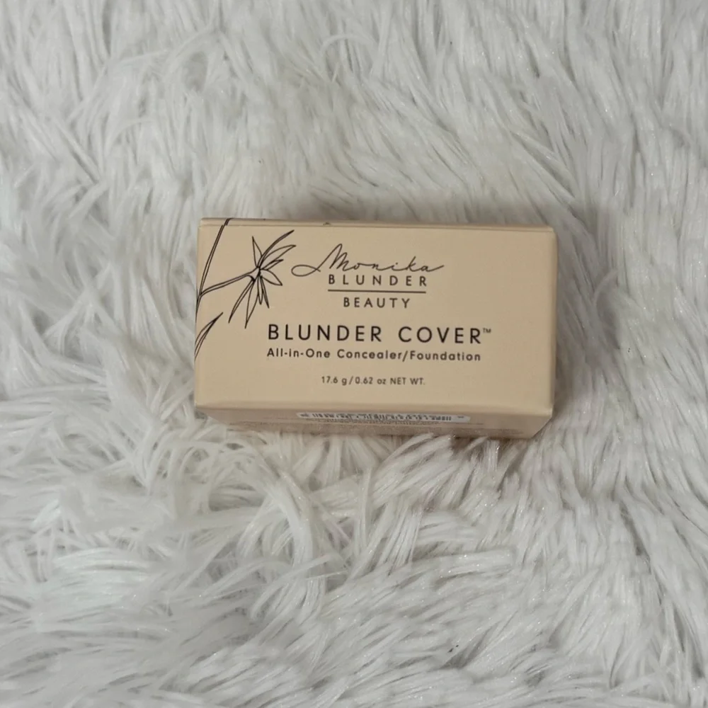 Monika Blunder Beauty Blunder Cover Concealer Foundation 7.5 Sieben NEW
